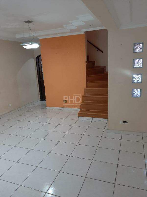 Sobrado à venda com 3 quartos, 160m² - Foto 1