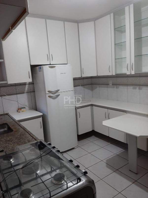 Sobrado à venda com 3 quartos, 160m² - Foto 4