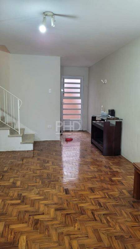 Sobrado, 3 quartos, 239 m² - Foto 1