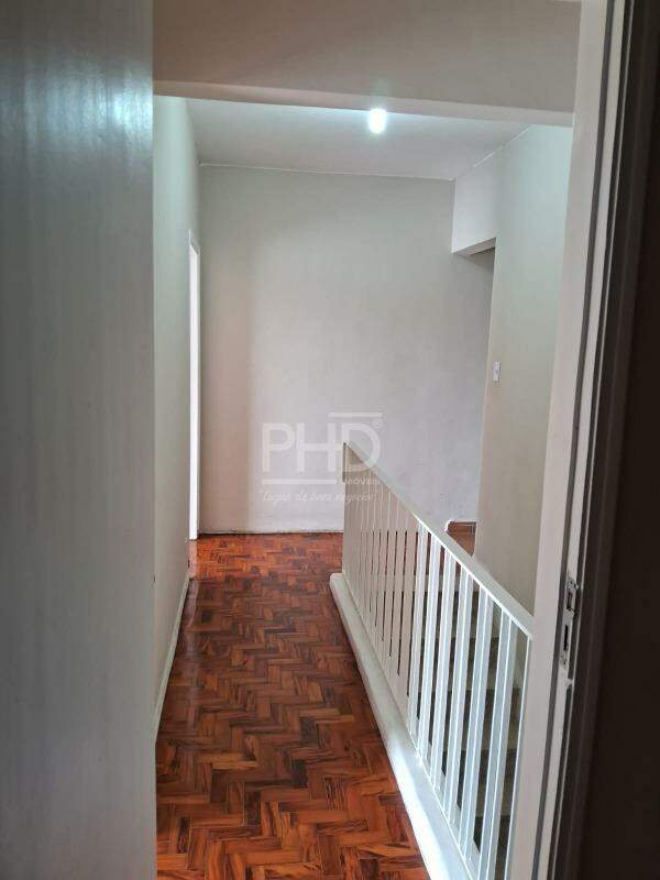 Sobrado para alugar com 3 quartos, 239m² - Foto 8