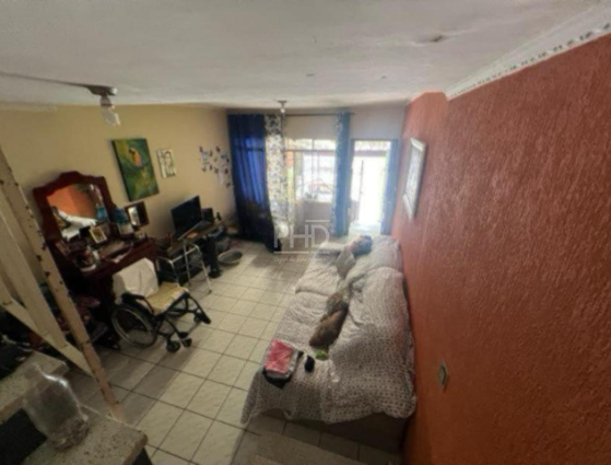 Sobrado à venda com 2 quartos, 210m² - Foto 2