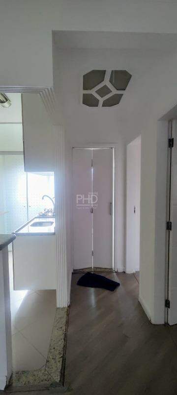 Apartamento para alugar com 2 quartos, 48m² - Foto 3