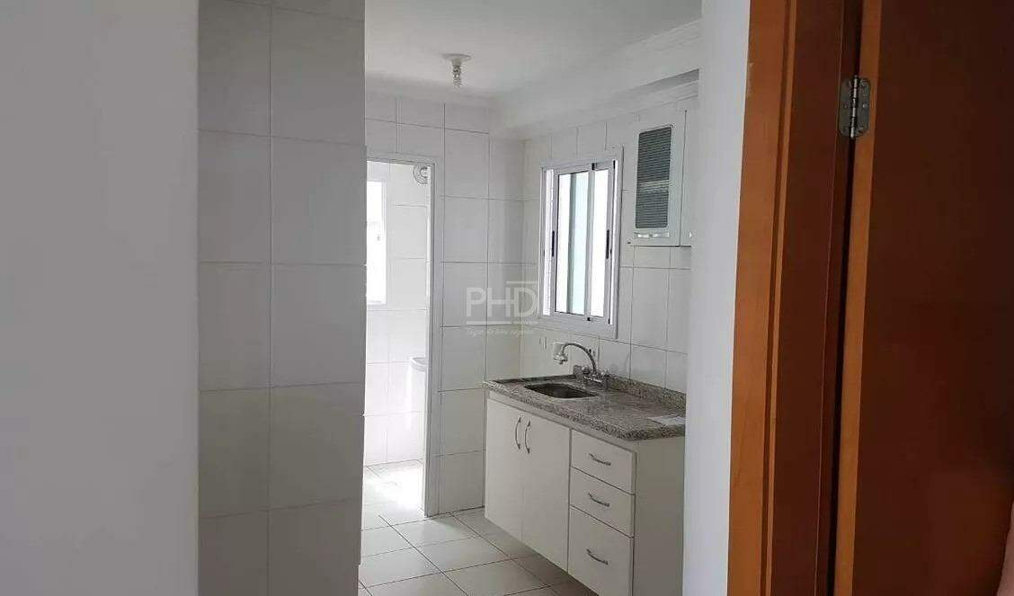 Apartamento à venda com 2 quartos, 71m² - Foto 4