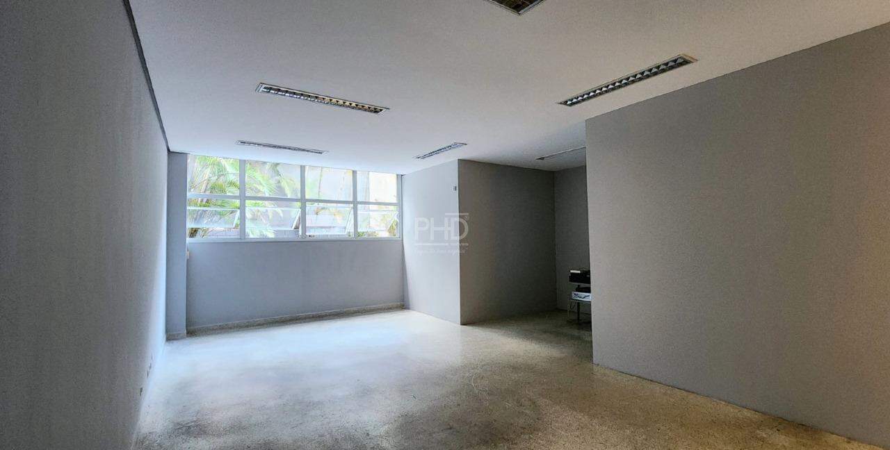 Prédio Inteiro para alugar, 1200m² - Foto 14