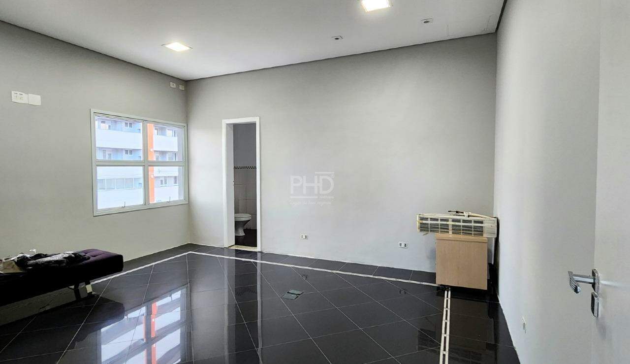 Prédio Inteiro para alugar, 1200m² - Foto 8