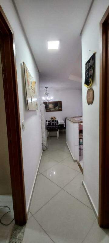 Apartamento para alugar com 2 quartos, 70m² - Foto 12