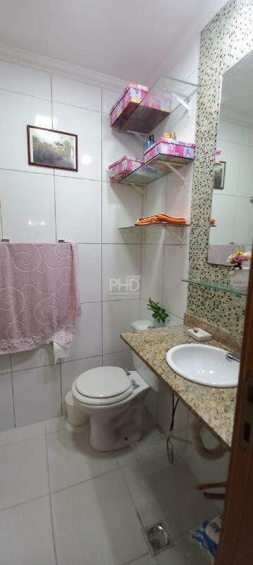 Apartamento para alugar com 2 quartos, 70m² - Foto 20