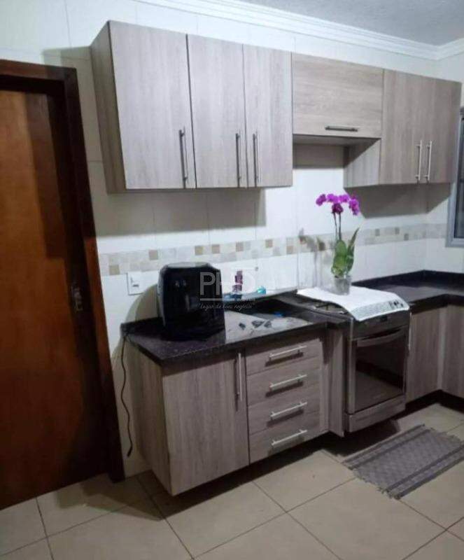 Casa à venda com 3 quartos, 200m² - Foto 21