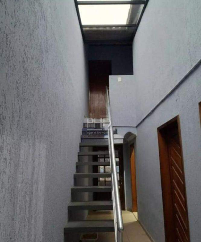 Casa à venda com 3 quartos, 200m² - Foto 26