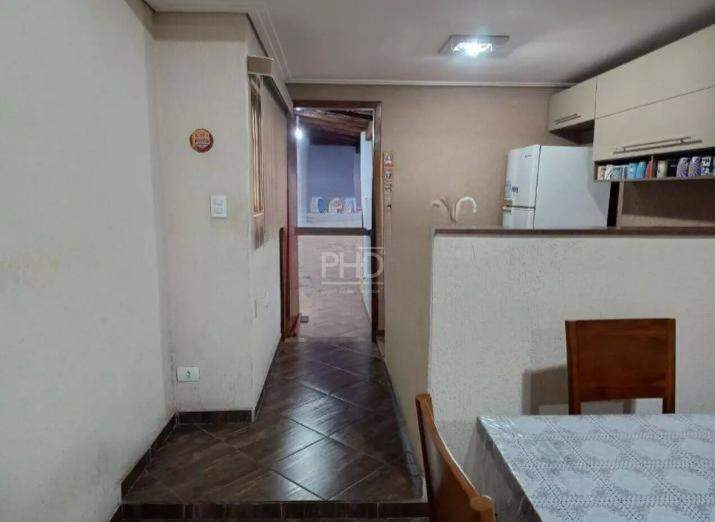 Casa à venda com 3 quartos, 200m² - Foto 24