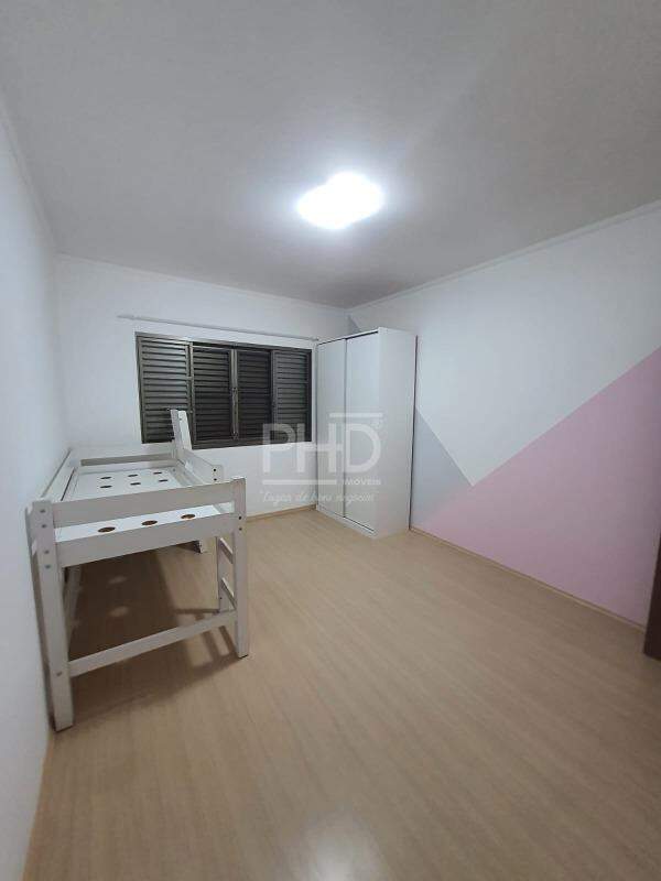 Sobrado para alugar com 3 quartos, 200m² - Foto 4