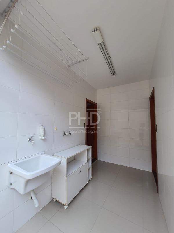 Sobrado para alugar com 3 quartos, 200m² - Foto 6