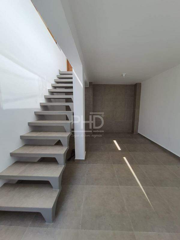 Sobrado para alugar com 2 quartos, 120m² - Foto 3