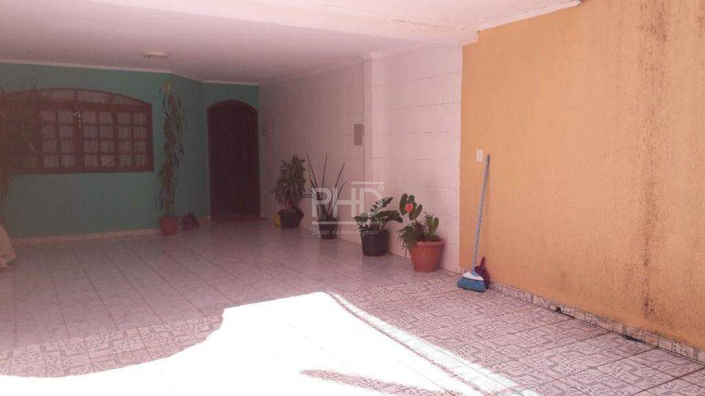 Sobrado à venda com 3 quartos, 198m² - Foto 25