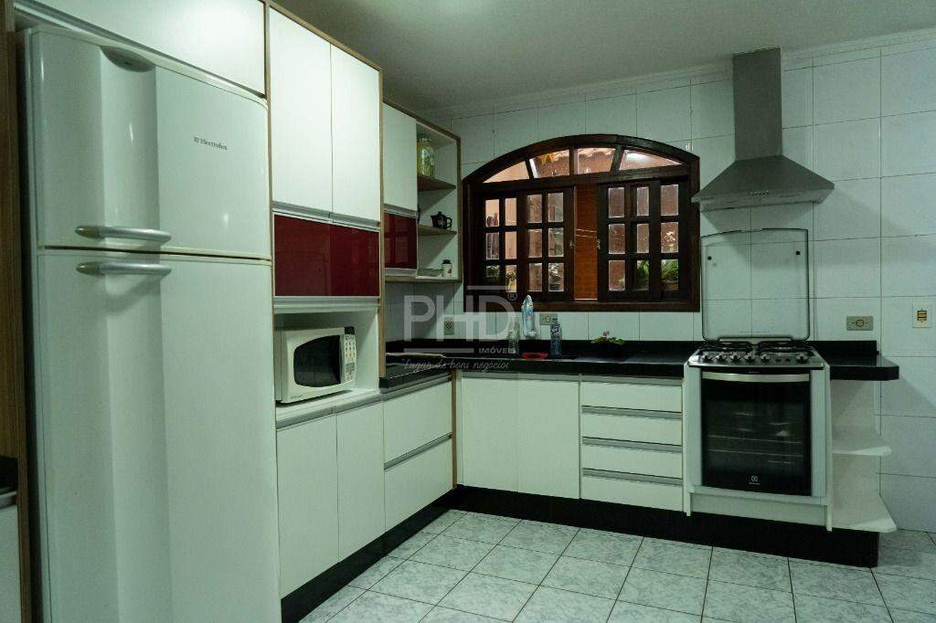 Sobrado à venda com 3 quartos, 198m² - Foto 5