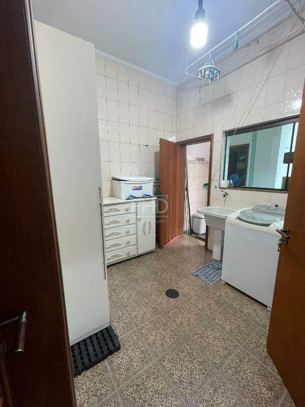 Sobrado à venda com 4 quartos, 333m² - Foto 20