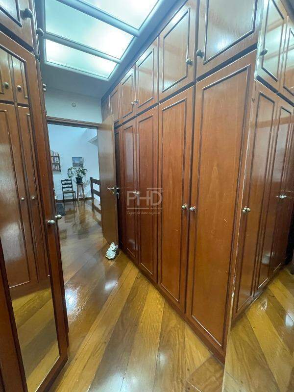 Sobrado à venda com 4 quartos, 333m² - Foto 8