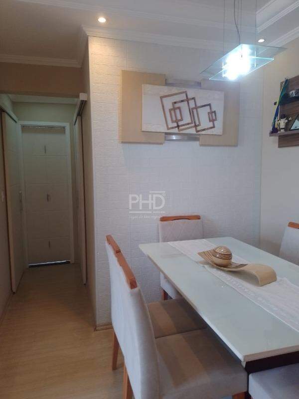 Apartamento à venda com 2 quartos, 63m² - Foto 4