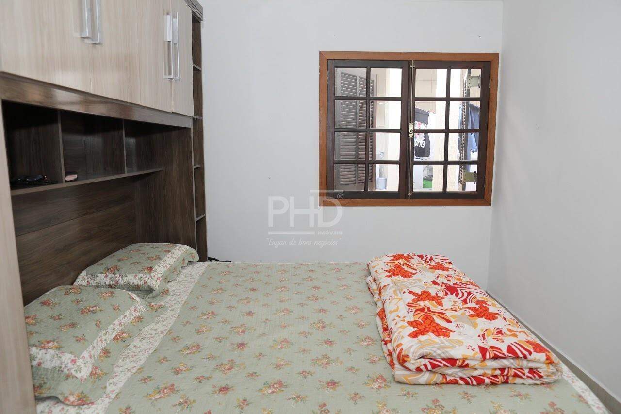 Casa à venda com 3 quartos, 160m² - Foto 17