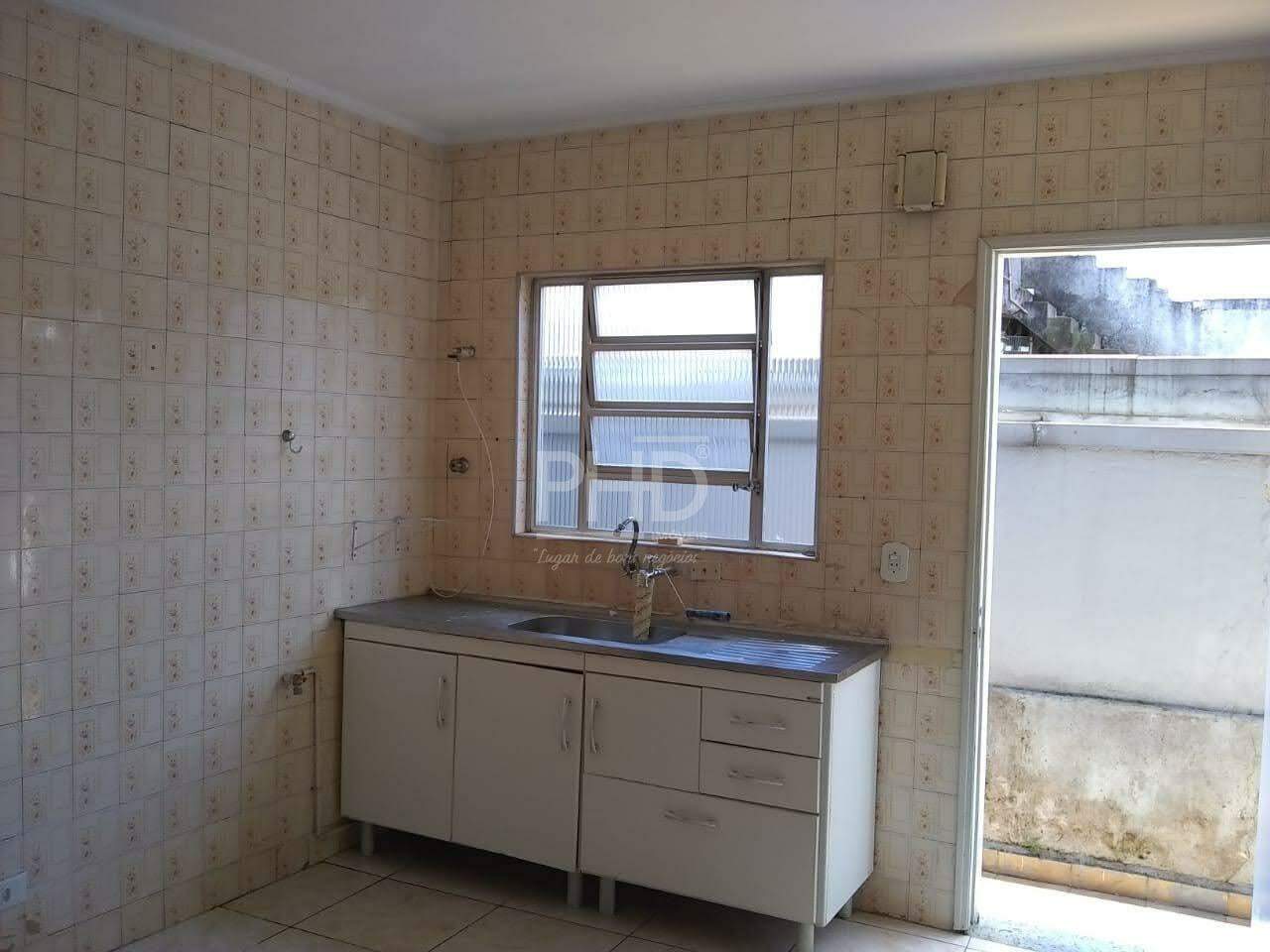 Sobrado à venda com 5 quartos, 180m² - Foto 3