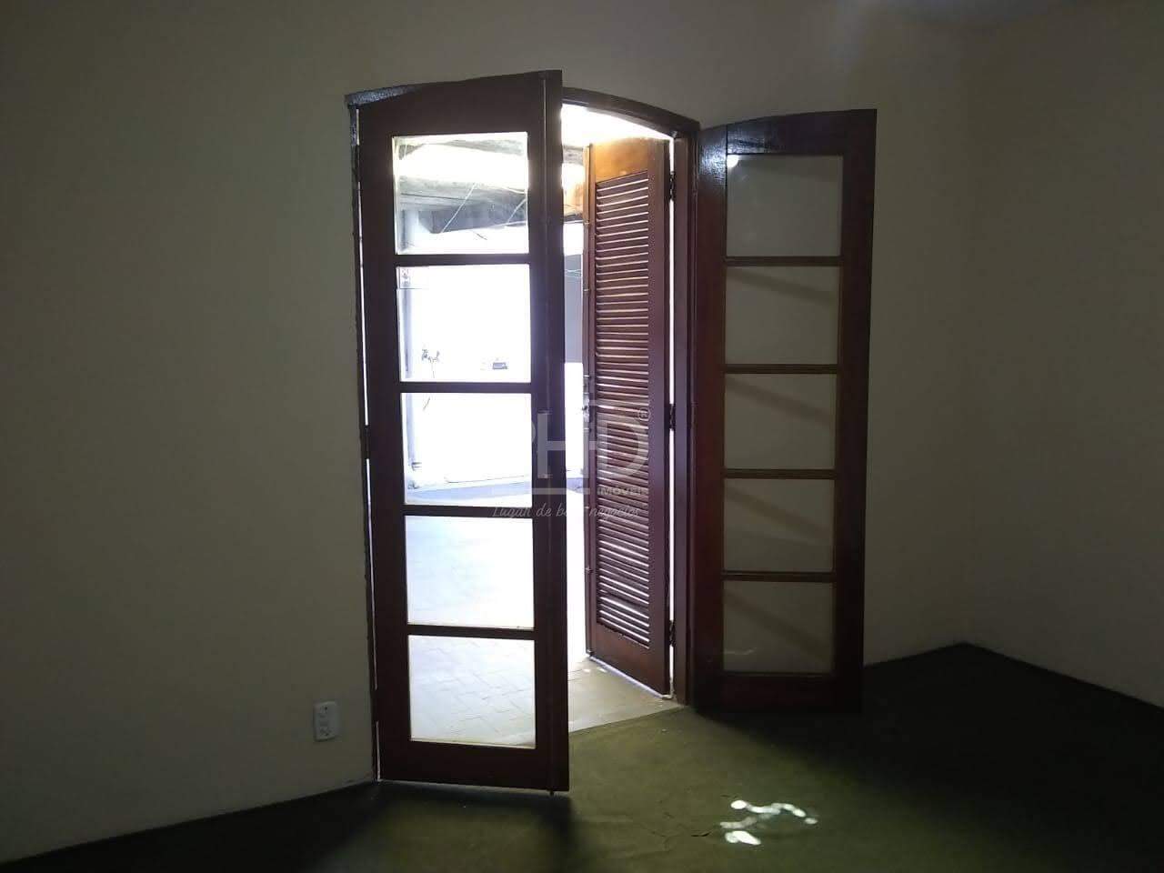 Sobrado à venda com 5 quartos, 180m² - Foto 7