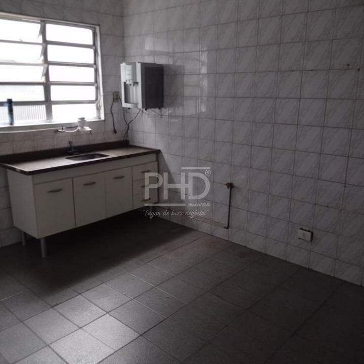 Sobrado à venda com 5 quartos, 180m² - Foto 4