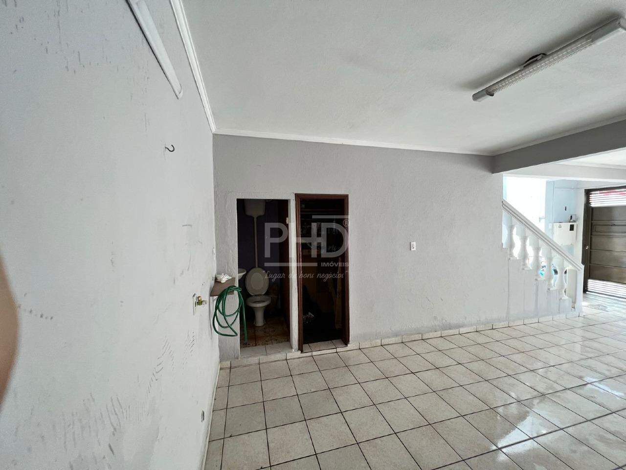 Sobrado à venda com 3 quartos, 200m² - Foto 35