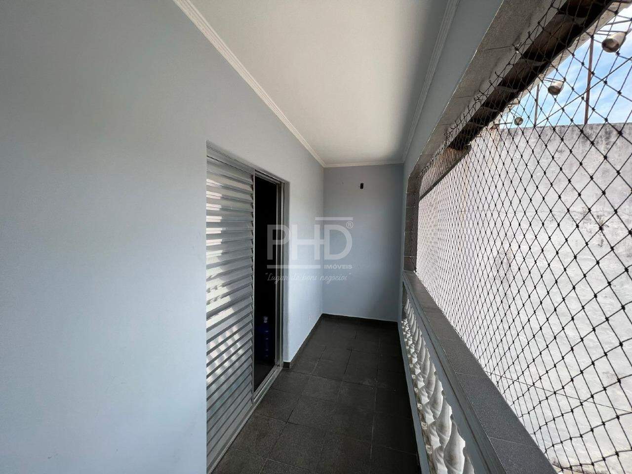 Sobrado à venda com 3 quartos, 200m² - Foto 29