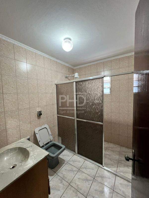 Sobrado à venda com 3 quartos, 200m² - Foto 17