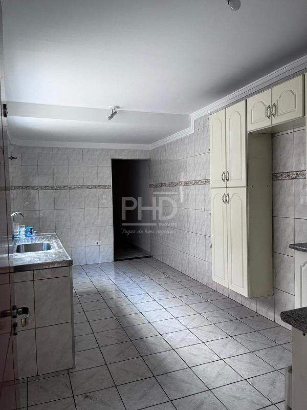 Sobrado à venda com 2 quartos, 106m² - Foto 2