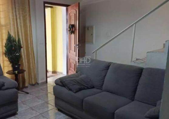 Sobrado à venda com 2 quartos, 110m² - Foto 1