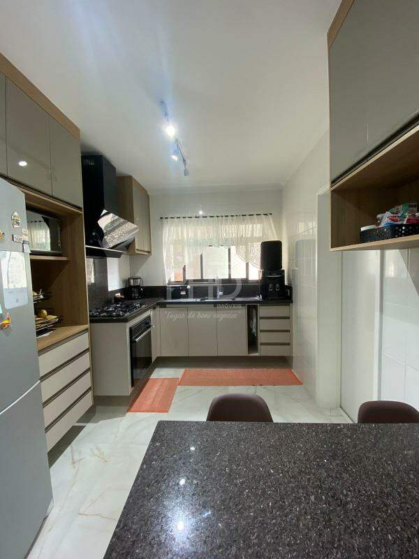 Apartamento, 3 quartos, 130 m² - Foto 9