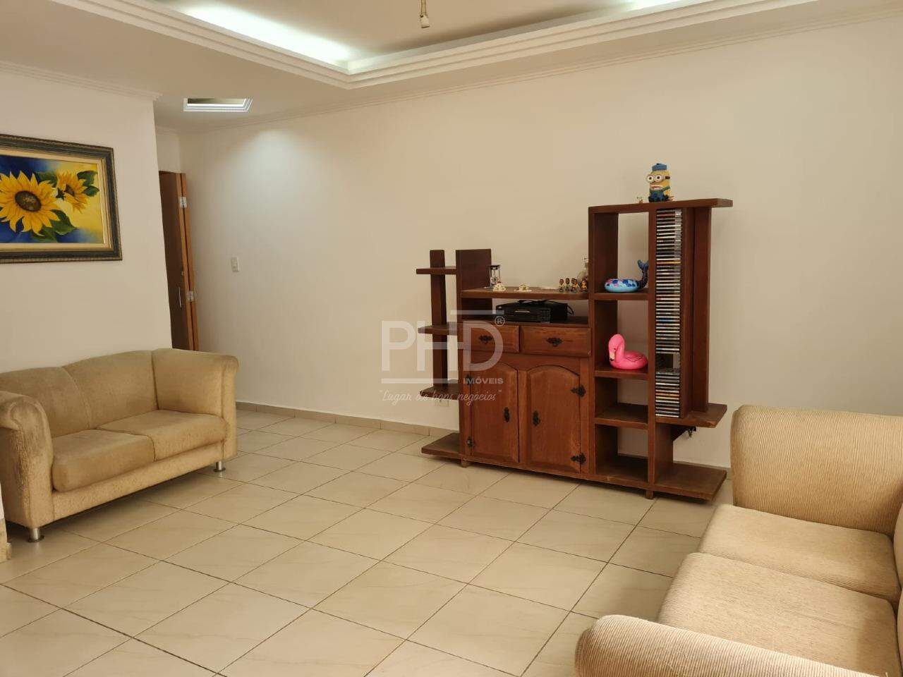 Sobrado à venda com 3 quartos, 188m² - Foto 2