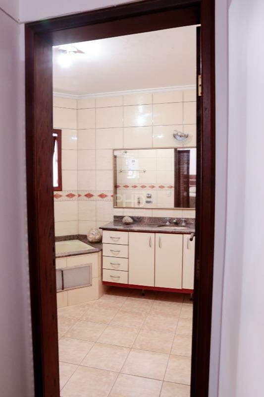 Sobrado à venda com 4 quartos, 241m² - Foto 24