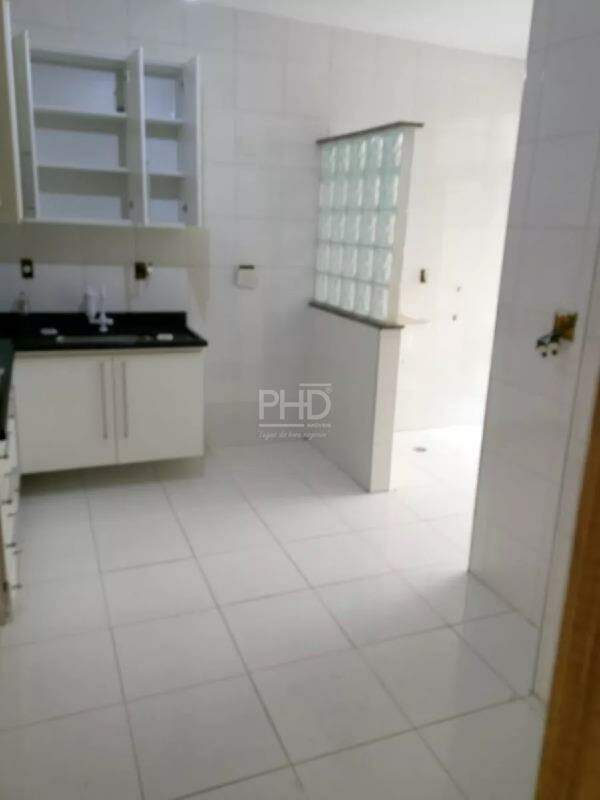 Apartamento à venda com 3 quartos, 84m² - Foto 3