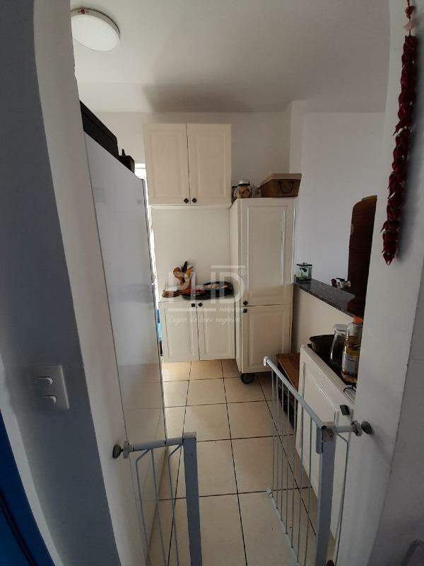 Apartamento à venda com 2 quartos, 55m² - Foto 3