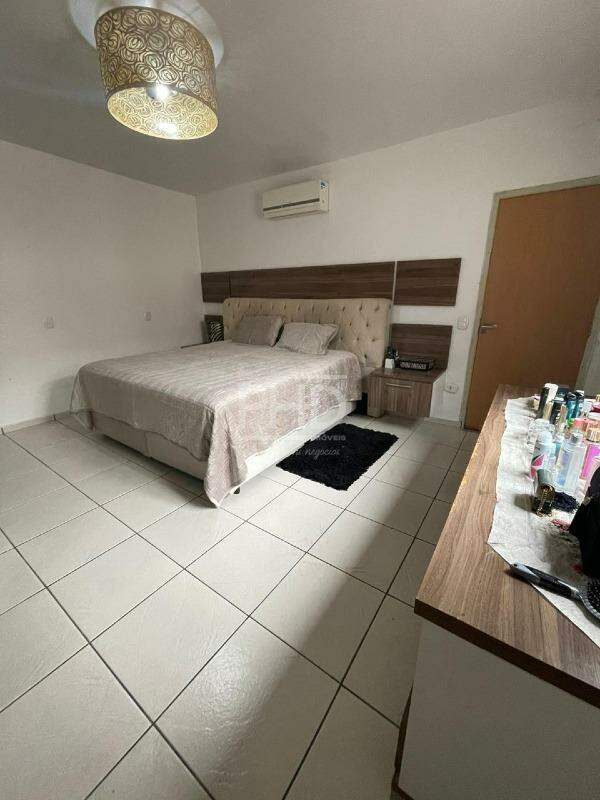 Sobrado à venda com 3 quartos, 261m² - Foto 14