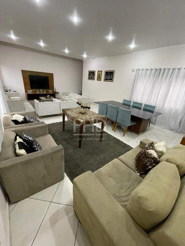 Sobrado à venda com 3 quartos, 261m² - Foto 3