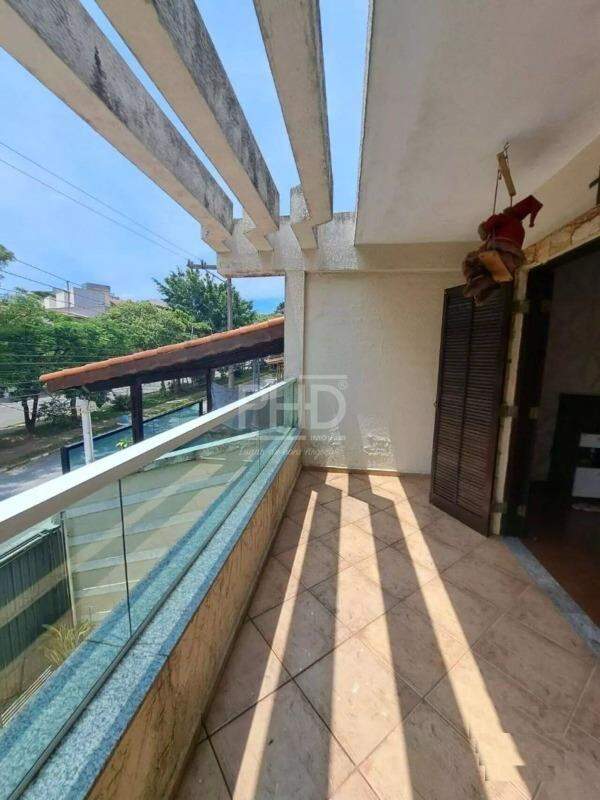 Sobrado à venda com 3 quartos, 245m² - Foto 11