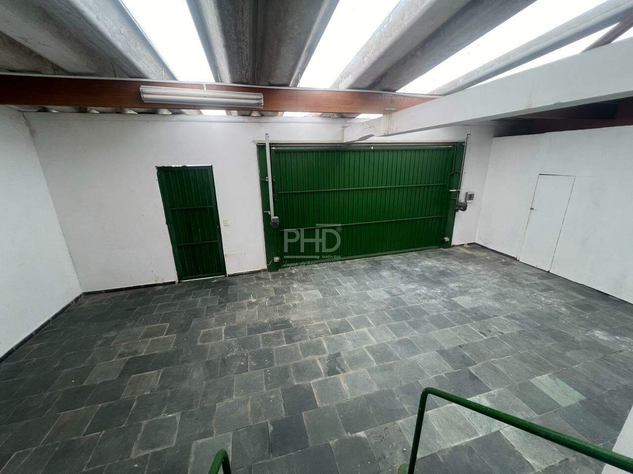 Casa, 1 quarto, 270 m² - Foto 1
