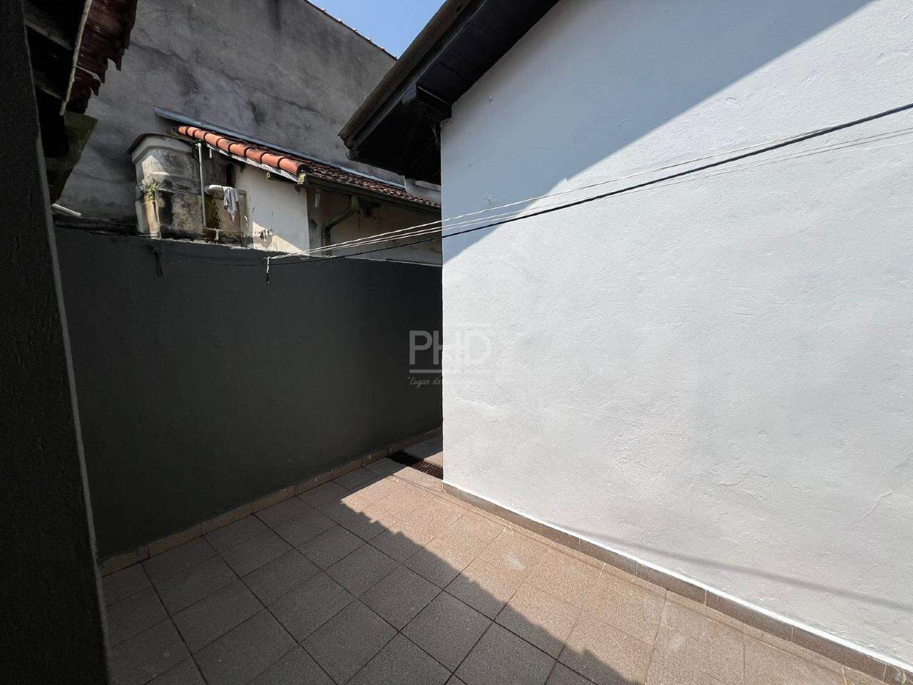 Casa à venda com 2 quartos, 85m² - Foto 11