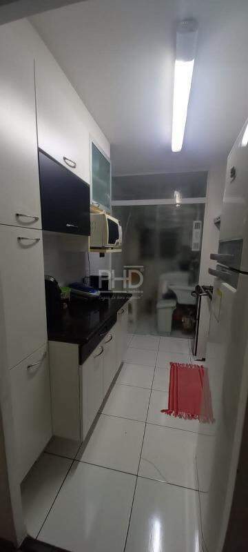 Apartamento à venda com 3 quartos, 63m² - Foto 1