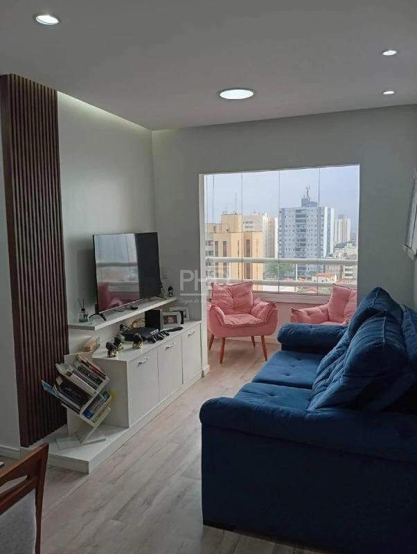 Apartamento à venda com 3 quartos, 70m² - Foto 1