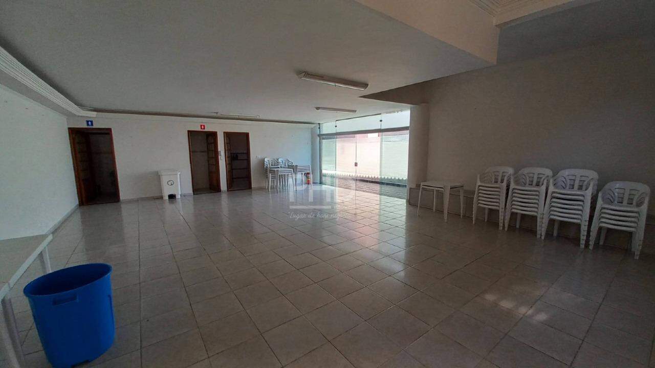 Apartamento à venda com 2 quartos, 65m² - Foto 20