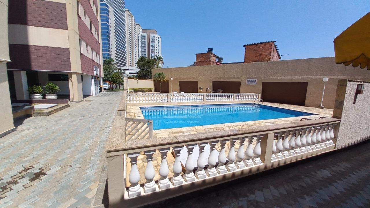 Apartamento à venda com 2 quartos, 65m² - Foto 18