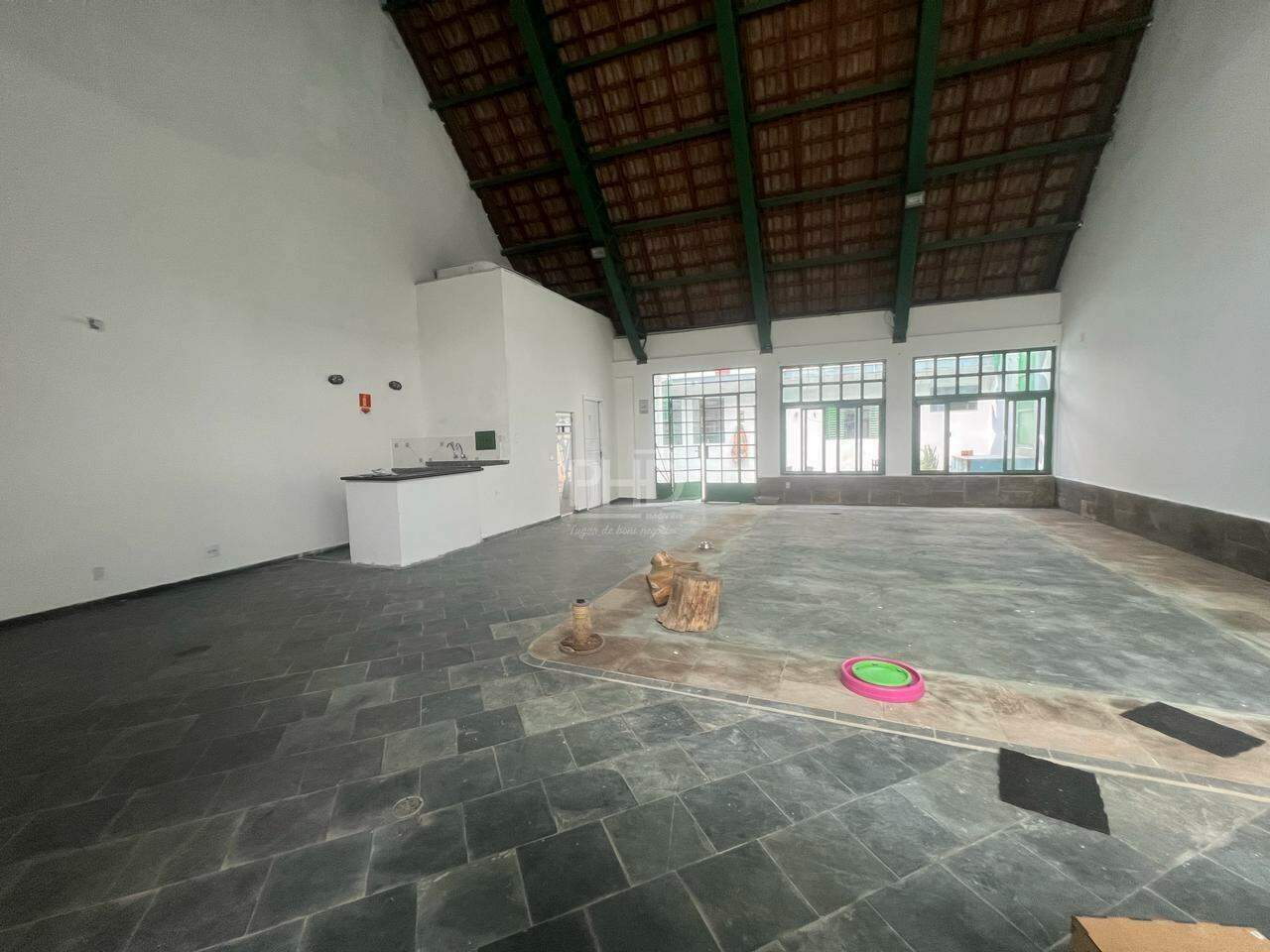 Loja-Salão para alugar, 150m² - Foto 1