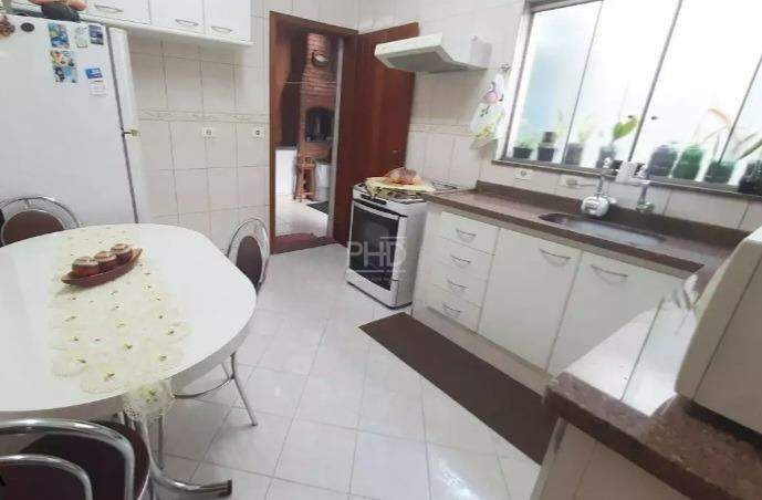 Sobrado à venda com 2 quartos, 146m² - Foto 5