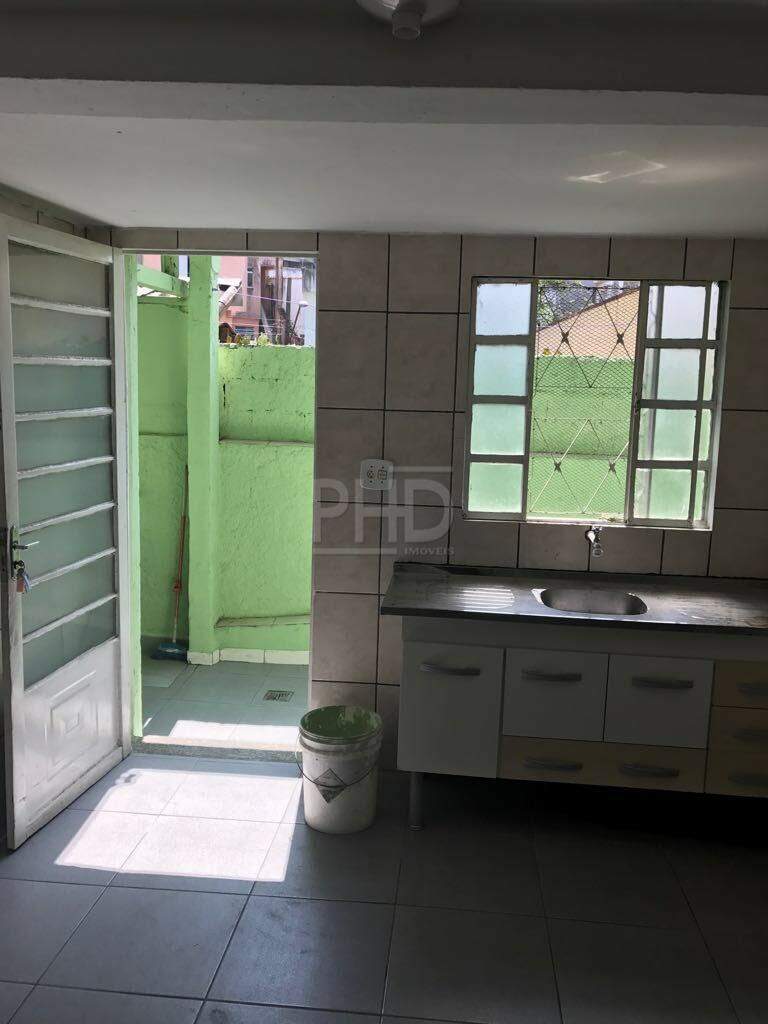 Casa à venda com 2 quartos, 180m² - Foto 3