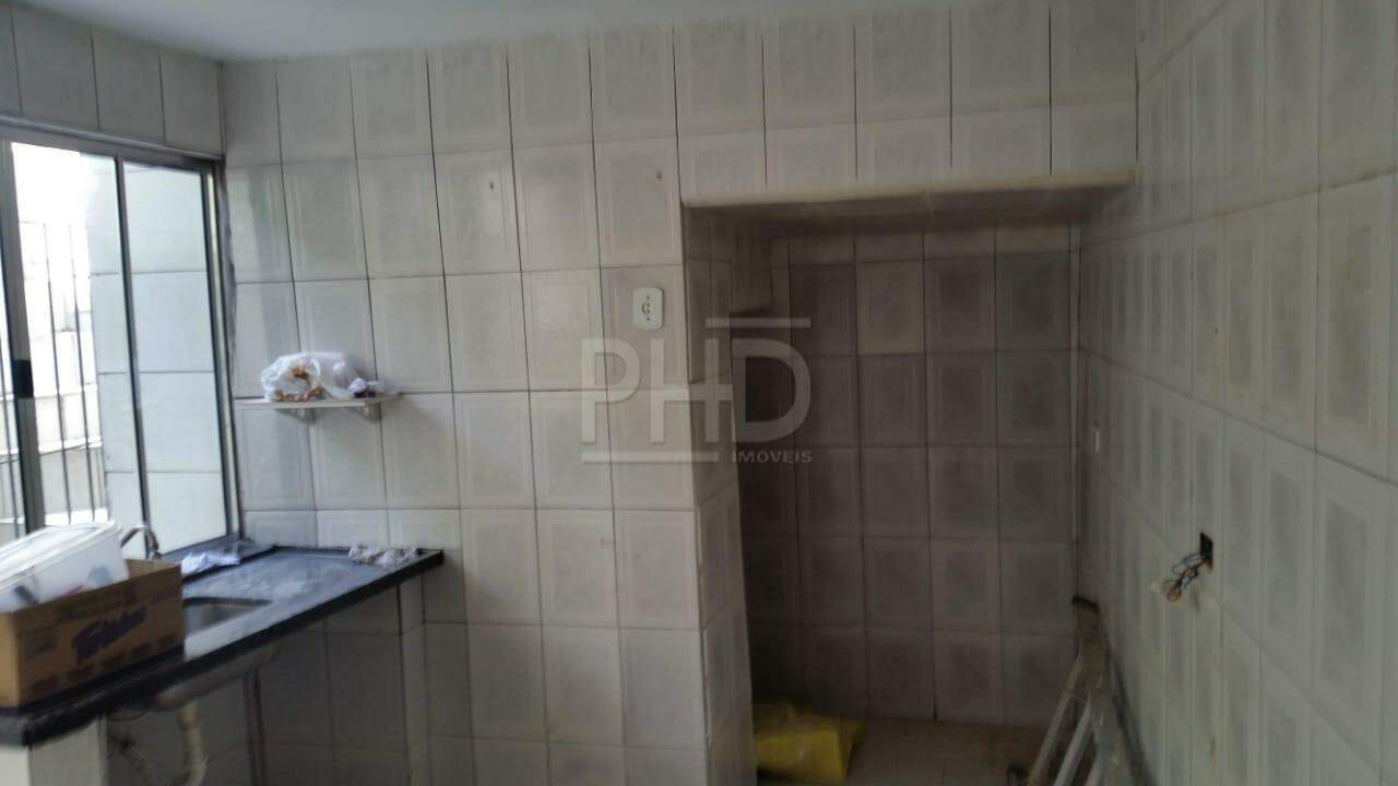 Casa à venda com 2 quartos, 180m² - Foto 12