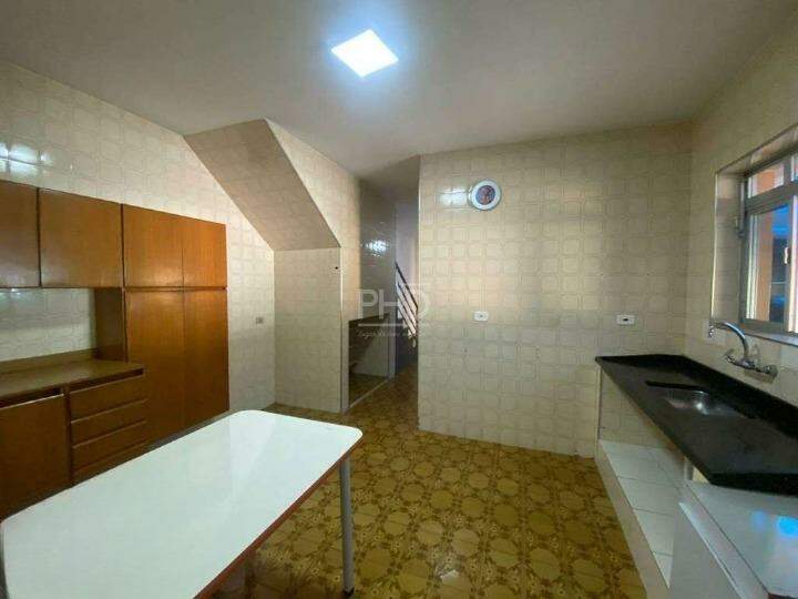 Sobrado à venda com 3 quartos, 140m² - Foto 3